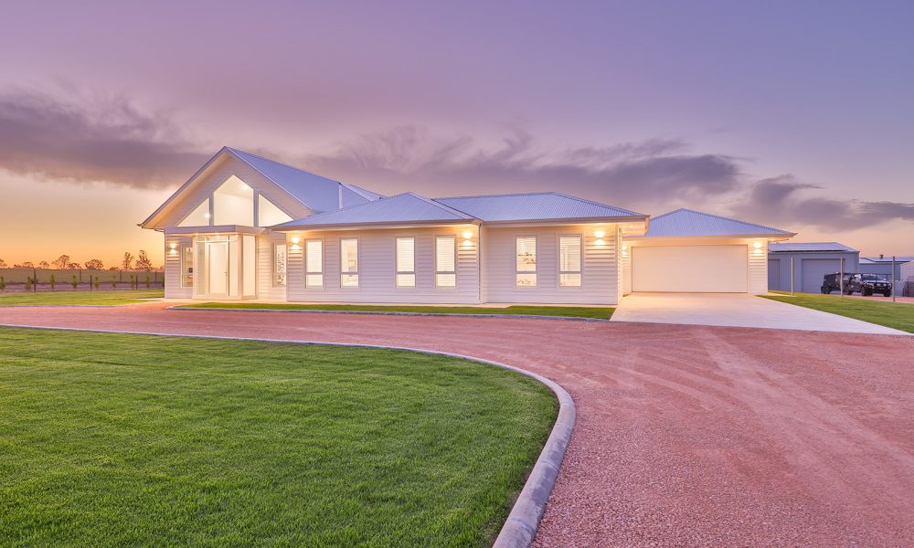 Wurlong Drive, Gol Gol outdoors design from Mildura's favourite home builders, UBS Mildura