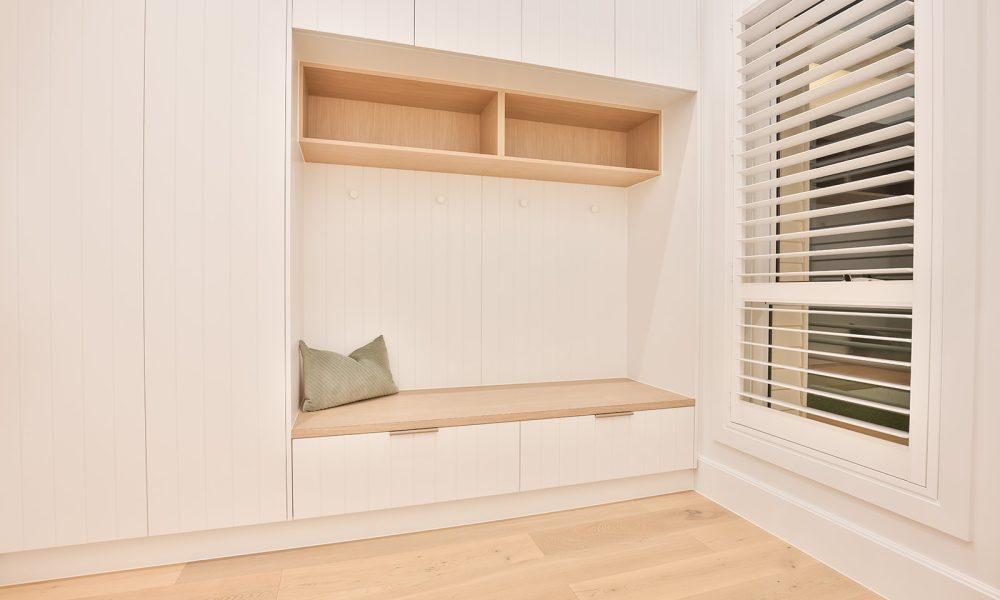 Wurlong Drive, Gol Gol walk-in wardrobe design from Mildura's favourite home builders