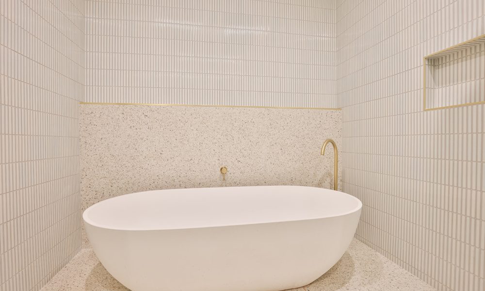 Wurlong Drive, Gol Gol bathroom design from Mildura's favourite home builders, UBS Mildura