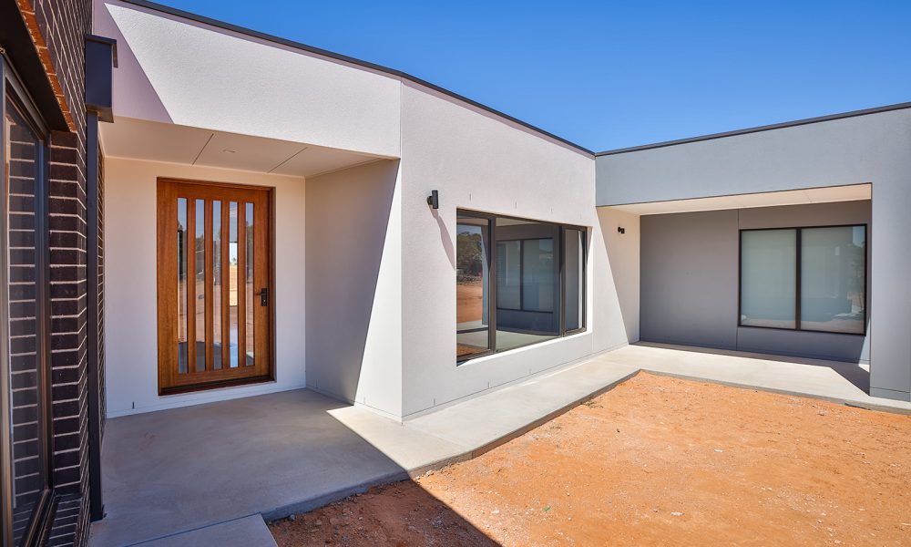 151 Mena Road outdoors design from Mildura's favourite home builders, UBS Mildura