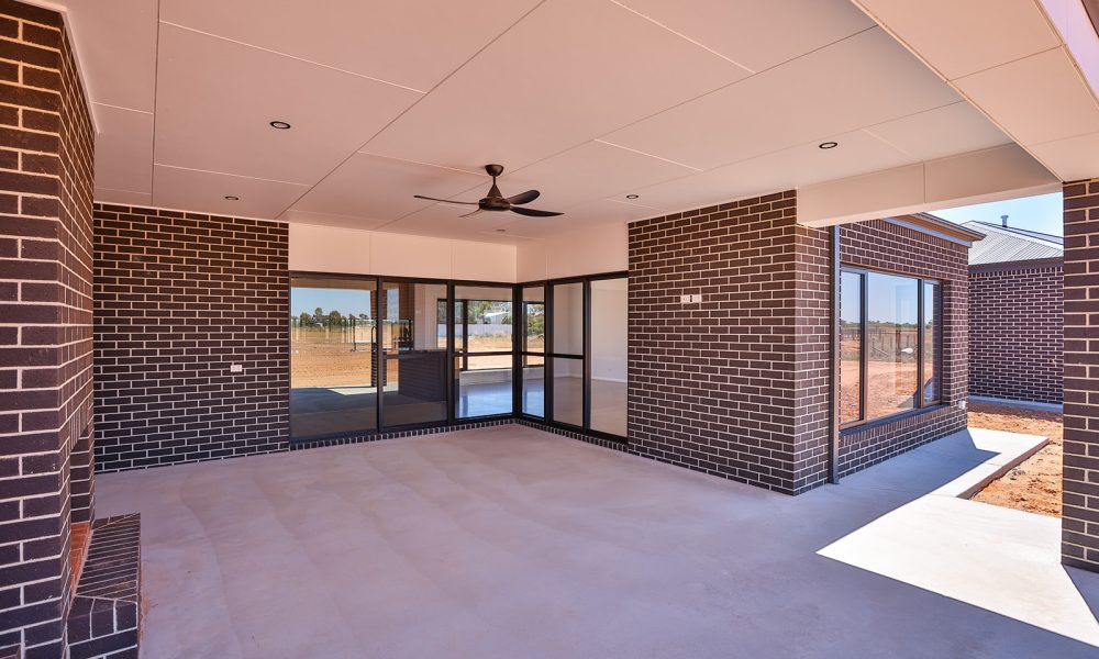 151 Mena Road outdoors design from Mildura's favourite home builders, UBS Mildura