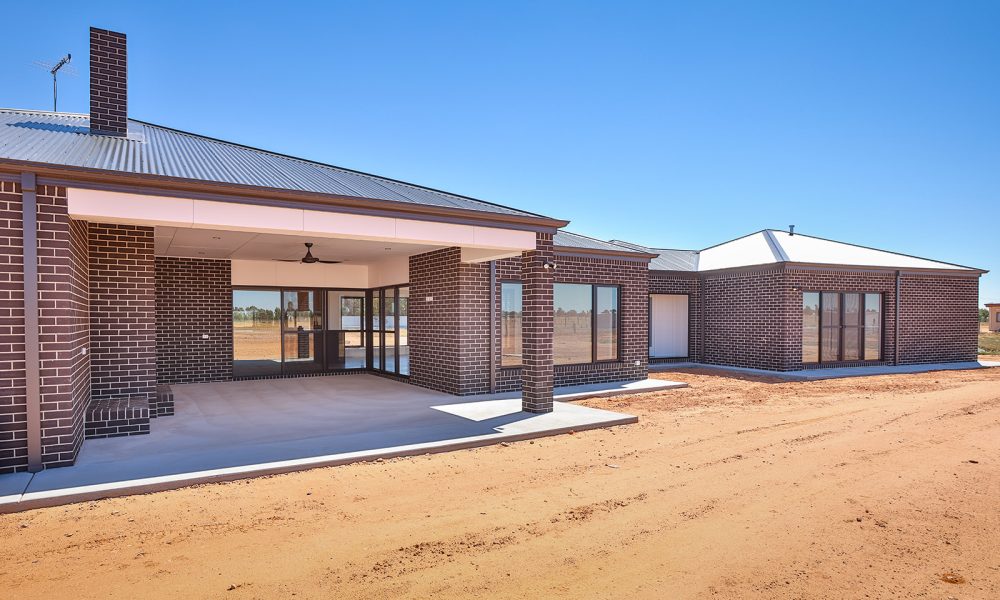 151 Mena Road outdoors design from Mildura's favourite home builders, UBS Mildura