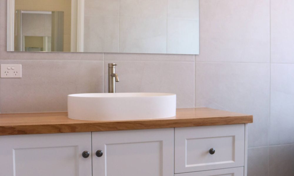 12 Bathroom IMG_3399