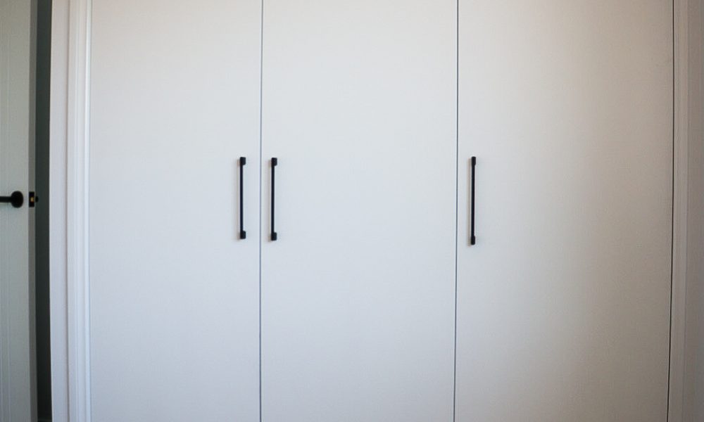 Albert Street, Mildura walk-in wardrobe design from Mildura's favourite home builders, UBS Mildura
