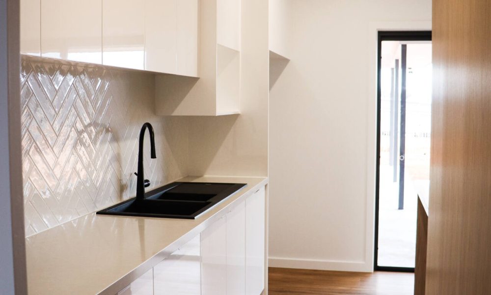 McEdwards Street, Birdwoodton, Mildura kitchen design from Mildura's favourite home builders, UBS Mildura