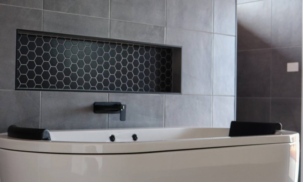 McEdwards Street, Birdwoodton, Mildura bathroom design from Mildura's favourite home builders, UBS Mildura